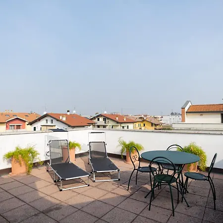La Terrazza Di Giulietta Apartment San Giovanni Lupatoto Exterior photo